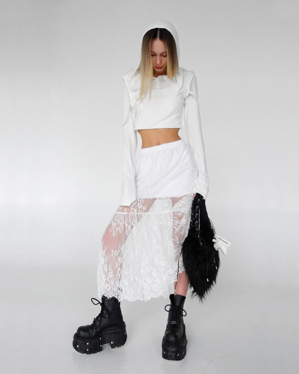 LACE SKIRT